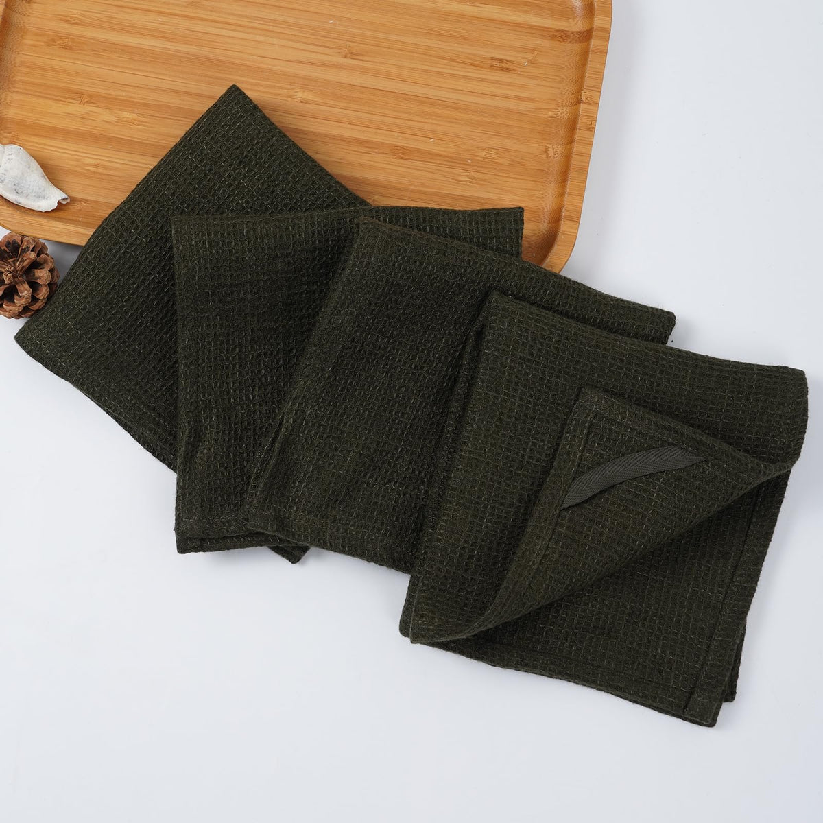 HSOFTIFY 100% Flax Linen Washcloths, Waffle Weave, 13x13 Inch, Reusable Face Cloth Clean Towels, 4-Pack (Green)