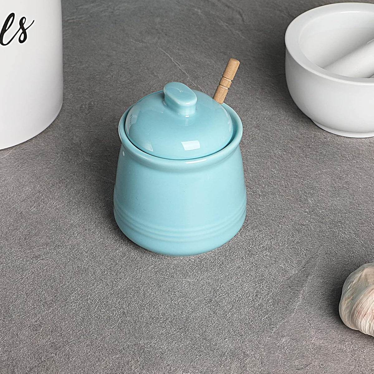 LEETOYI Porcelain Honey Jar with Lid and Honey Dipper,Ceramic Honey pot,12oz (Turquoise)