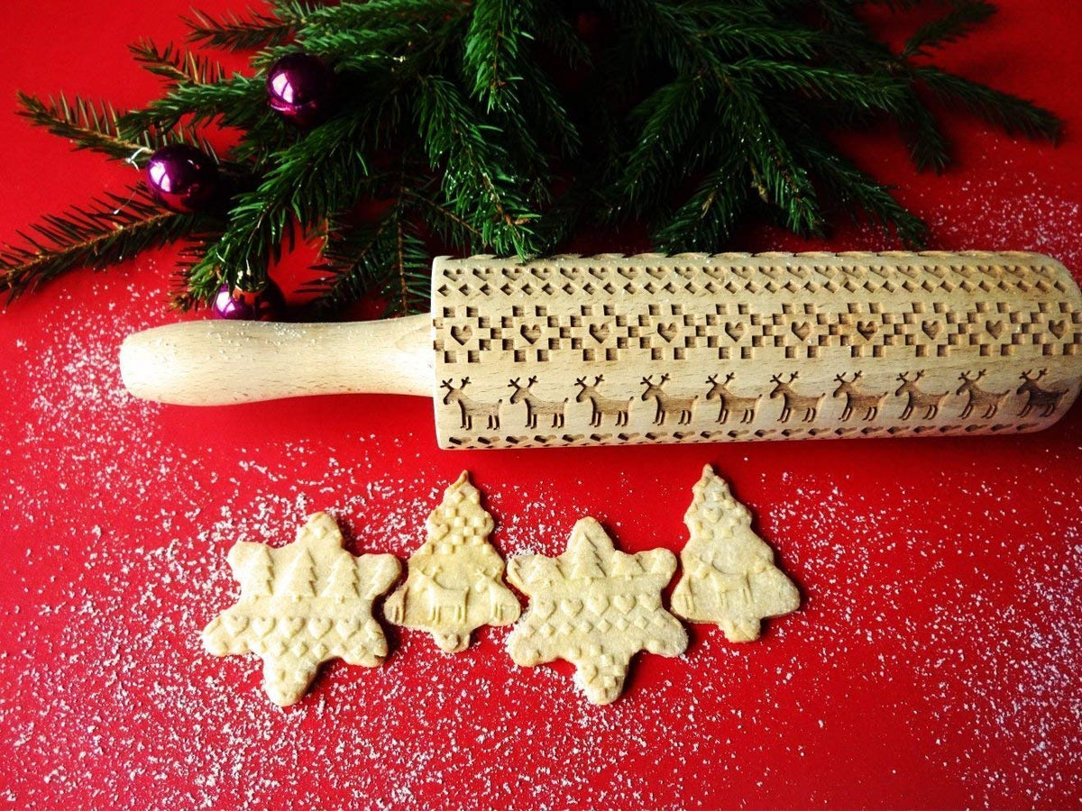 SCANDINAVIAN CHRISTMAS Embossing Rolling Pin Embossing Rolling Pin With Christmas Tree Deer Heart Gingerbread Cookies