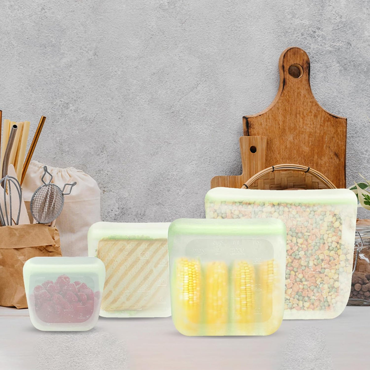 purifyou Set of 4 Reusable Silicone Storage Snack Bags 6oz / 16oz / 32oz / 64oz Self-Seal Food Storage Container for Fruits, Vegetables, Sandwiches, Dishwasher Safe & Leak-free (LimeCream)