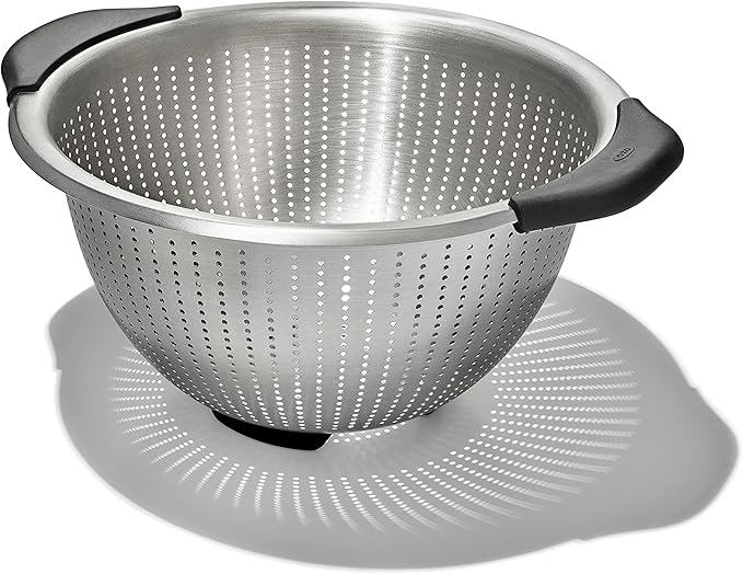 OXO Good Grips Stainless Steel Colander, 5 qt. Capacity, Strainer with Non-Slip Handles, Kitchen Colander for Pasta and Vegetables, Nesting Stainless Steel Strainer and Sieve