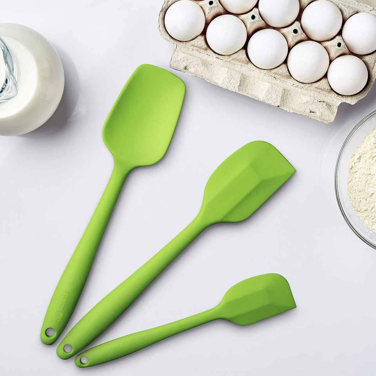 Silicone Spatula 3-piece Set, Ergonomic Handle High Heat-Resistant Spatulas, Non-stick Rubber Spatulas with Stainless Steel Core, Green