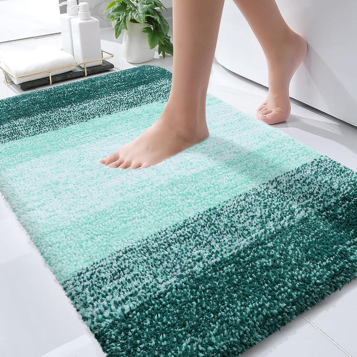 OLANLY Bathroom Rugs Mat 30x20, Extra Soft Absorbent Microfiber Bath Rugs, Rubber Backing, Quick Dry, Washable Bath Mats for Bathroom Floor, Tub and Shower, Home Decor Accessories, Blackish Green