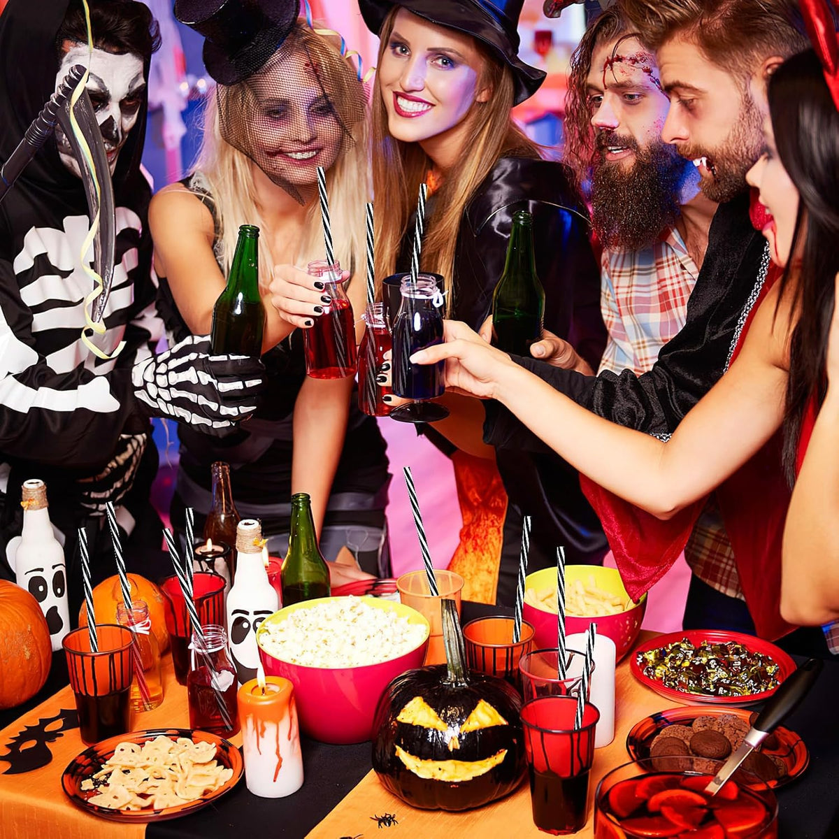 JANYUN 30 Pcs Halloween Straws Plastic, Reusable Black and White Striped 9 Inch Hard Plastic Drinking Straws with Cleaning Brush for Christmas Halloween Birthday Party Supplies Table Decorations