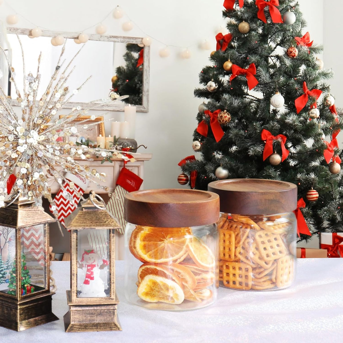 Glass Coffee Jars Spice Jar Round Storage Canister with Wooden Lid Clear Glass Food Jar for Pantry Sugar Tea Coffee Bean Spice Nuts Cookies Bath Salts (500ml/16oz-2pack)