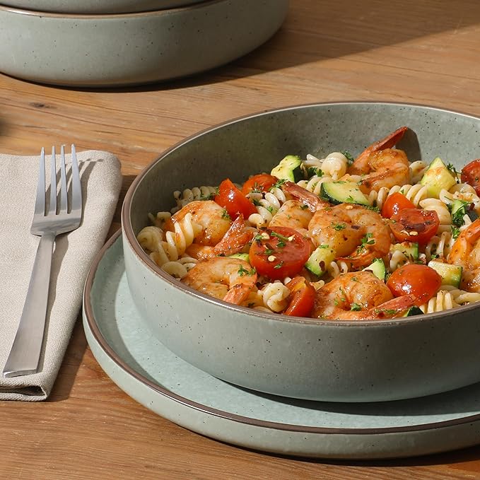 Gibson Elite Gelston Stoneware Matte Reactive Glaze 16 Piece (Service for 4) Plates and Bowl Dinnerware Set - Green