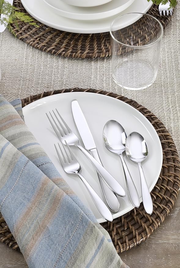 Oneida 895998 Mooncrest Satin 20 Piece Everyday Flatware Set