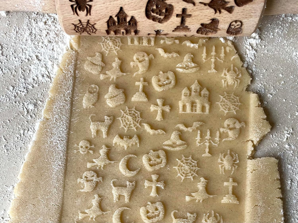 HALLOWEEN 3 Mini Embossed Rolling Pin Set. Wooden Laser Engraved Textured rolling pins for Cookies, Modeline, Ceramic with Skulls, Bats, Halloween by Algis Crafts
