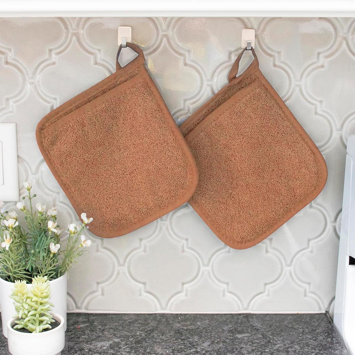 RITZ Terry Pocket Mitt & Hot Pad: Unparalleled Heat Resistant, Durable 100% Cotton,Ergonomically Designed for Optimal Grip, Easy-Care Machine Washable 4-Pack, Copper