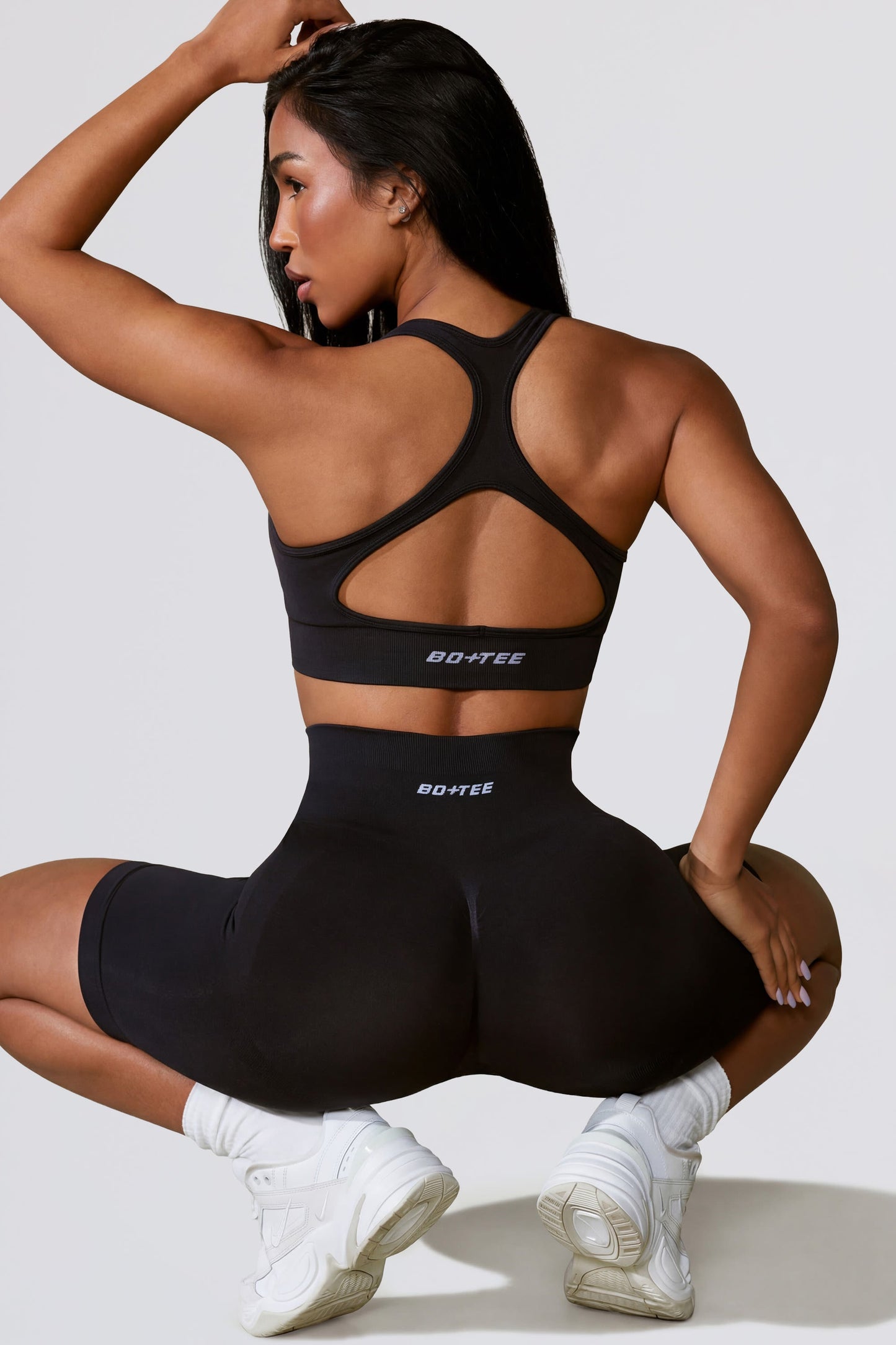 Cut Out Define Luxe Sports Bra in Black