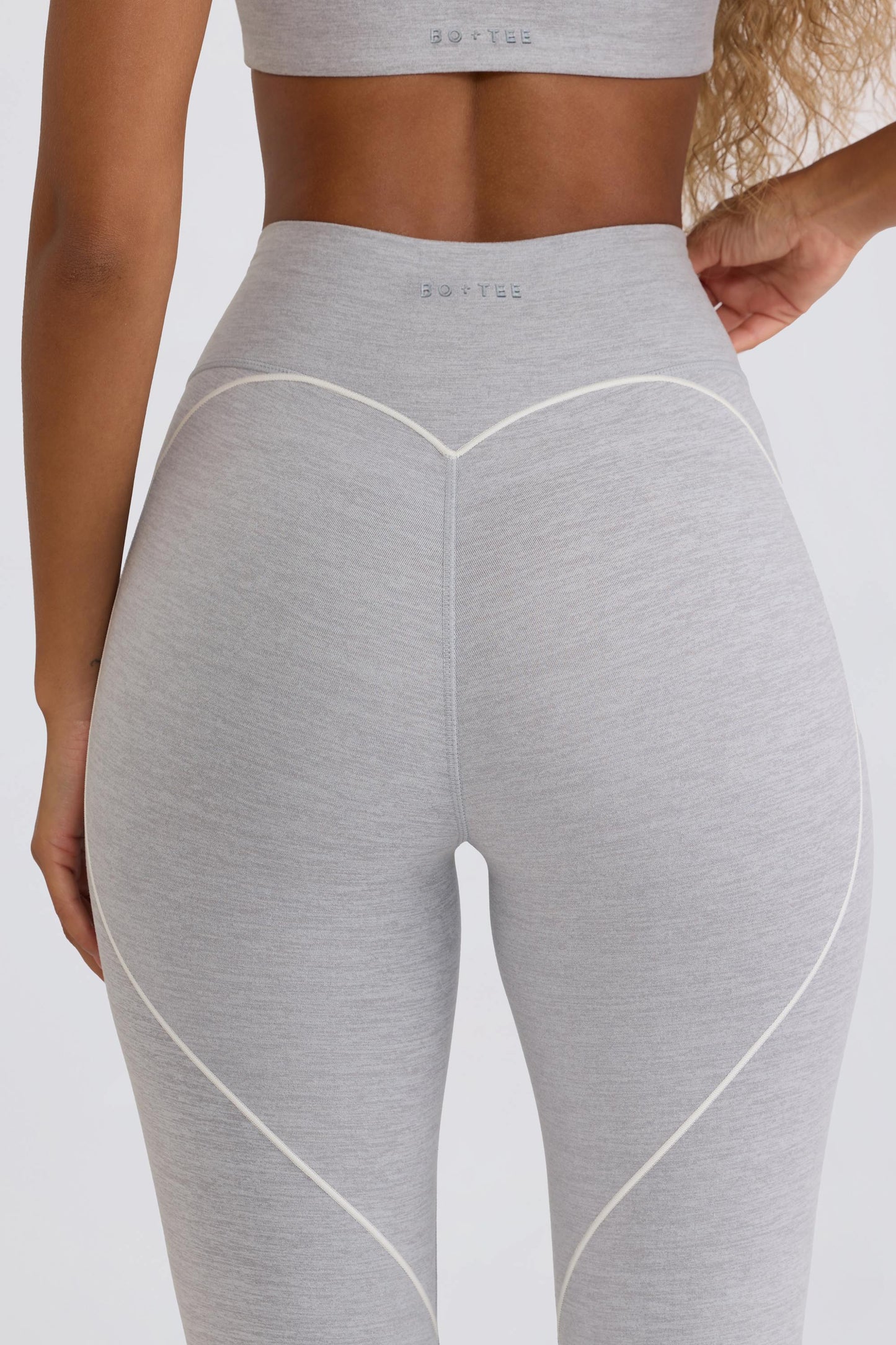 Soft Active Mid-Rise Leggings in Grey