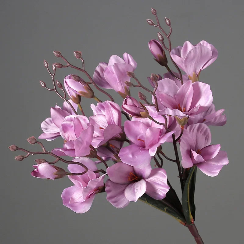 Title: Elegant Magnolia Flower Bouquet