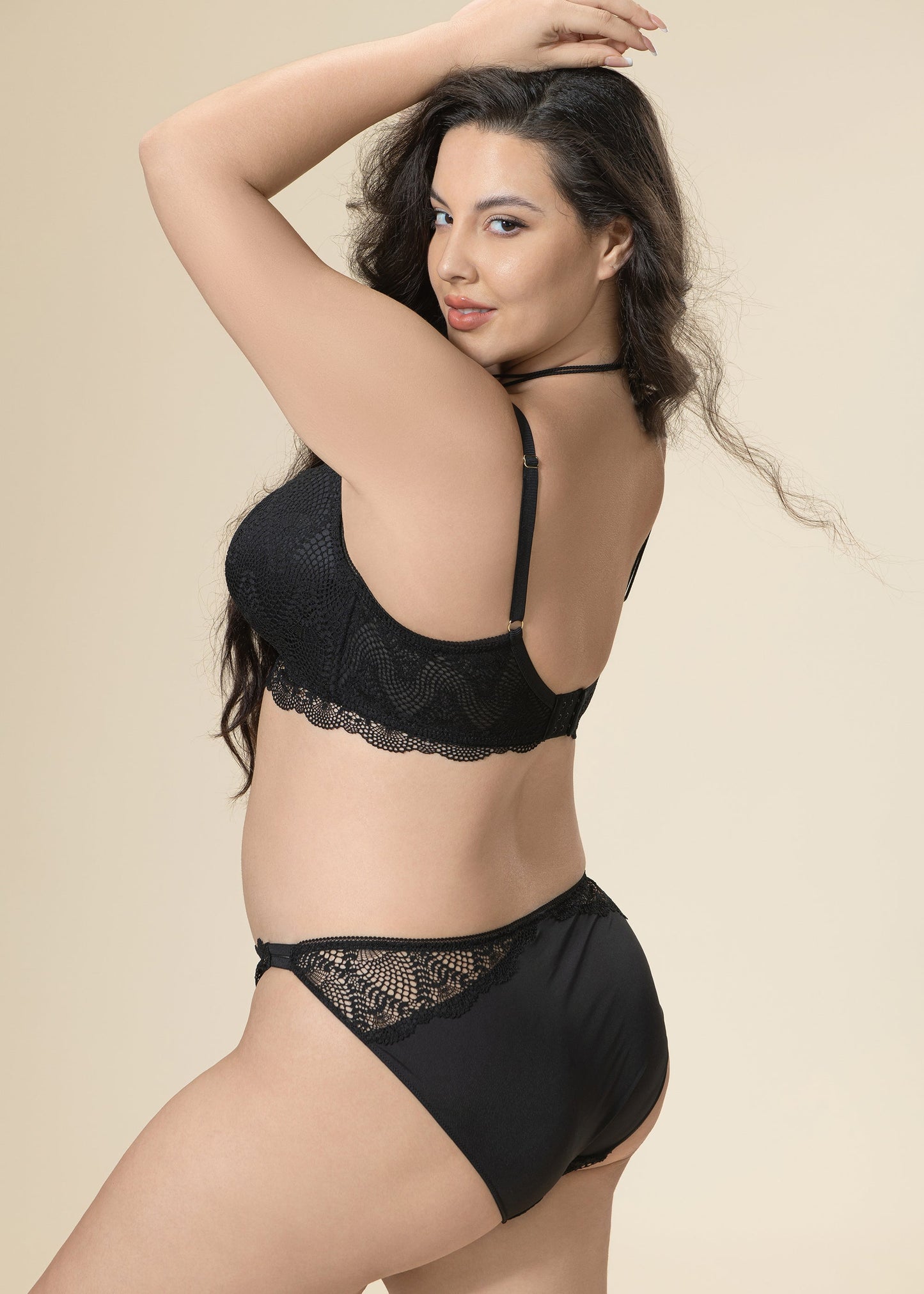 XABELLE Plus Sexy Triangle Cup Lace Bra with Detachable Neck Holder