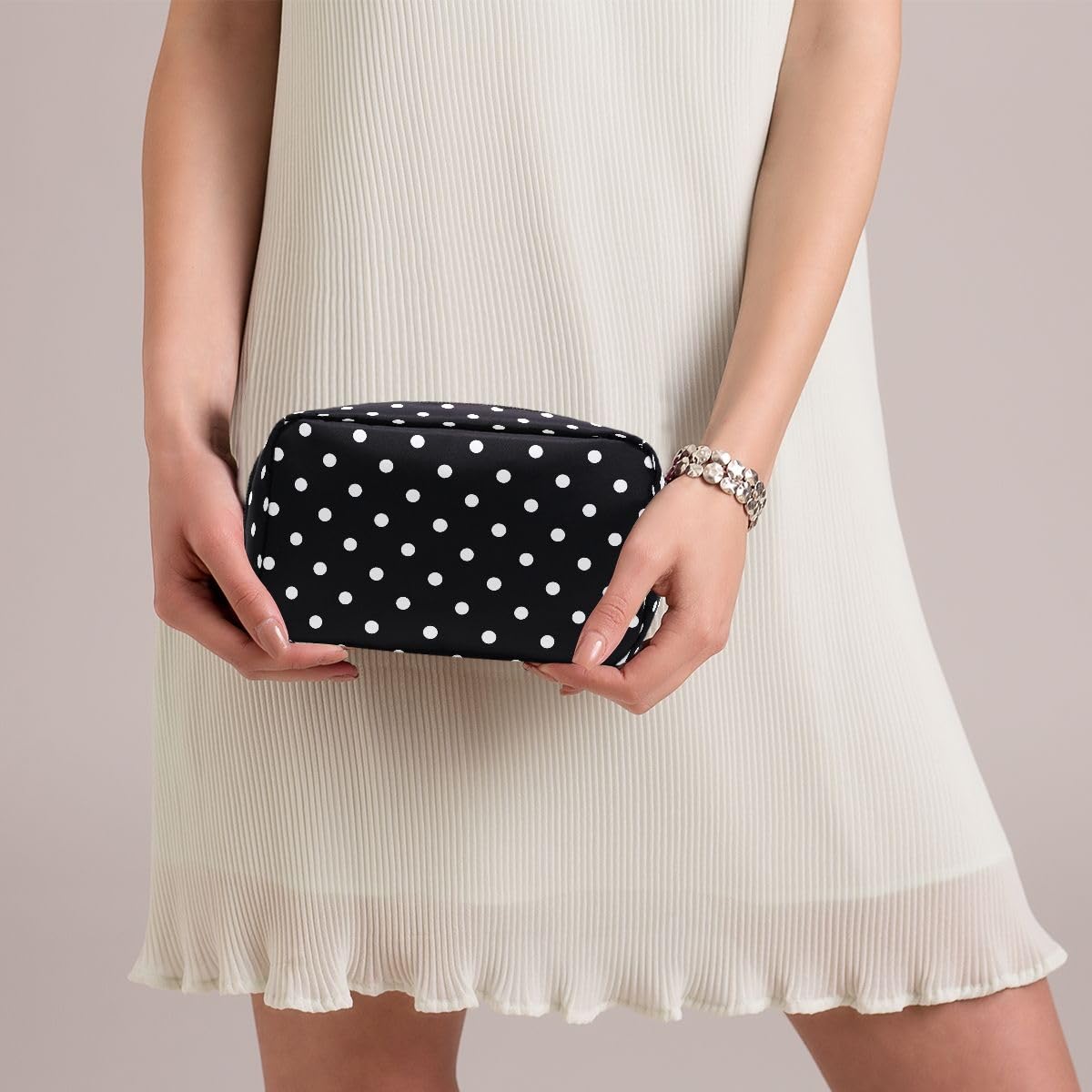 ALAZA Makeup Bag Cosmetic Bags for Women Small Zipper Pouch Travel Black Polka Dots Cosmetic Organizer Case Portable For Purse