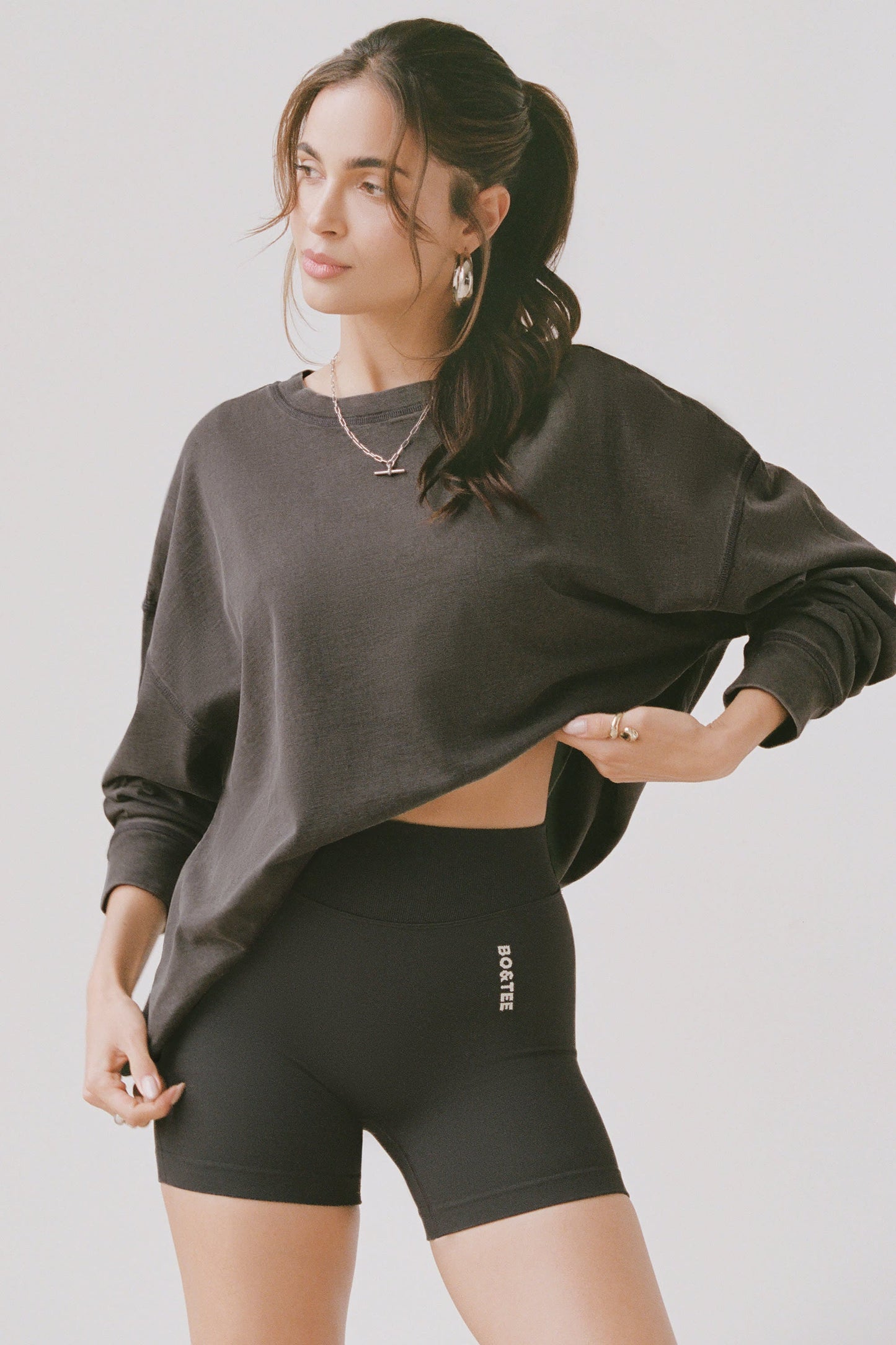 Acid Wash Long-Sleeve Oversized T-Shirt in Ash