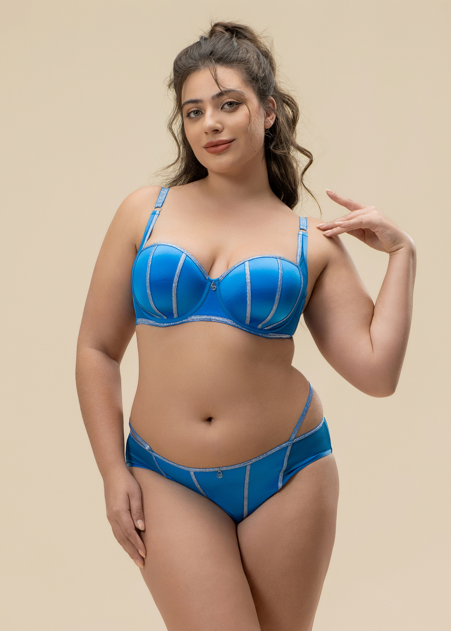 AYN Plus Underwired Molded Padded Cup Balconette Demi Bra