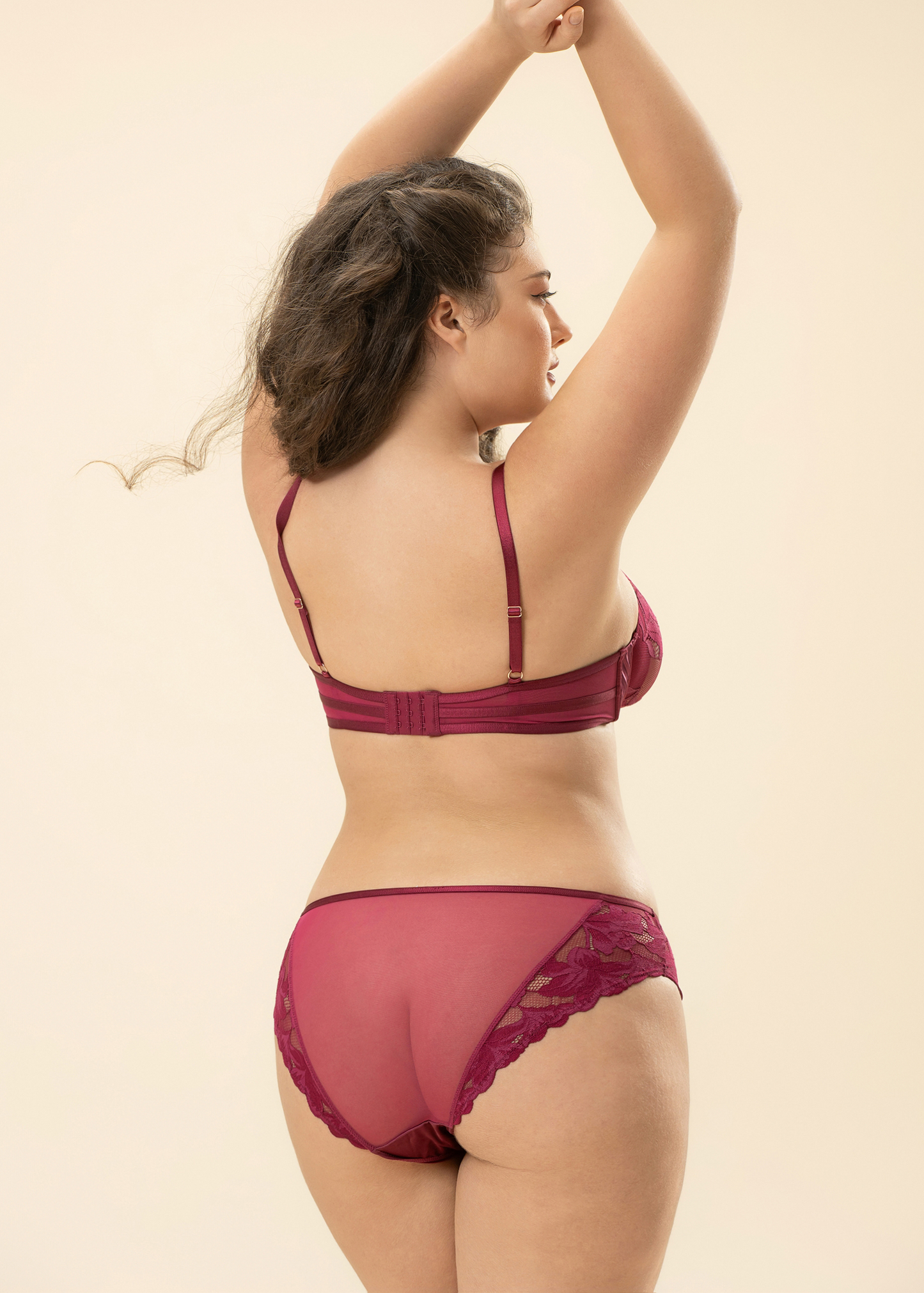 FLORA Red Seductive Lace Plus Bra & Panty Set