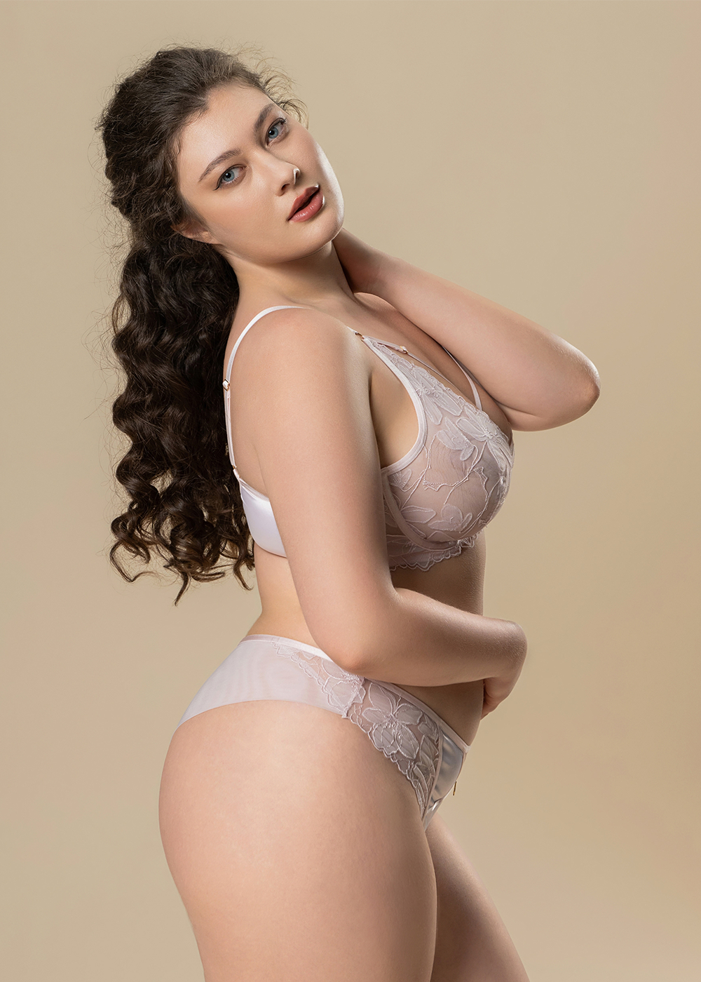 HALONA Pink Floral Embroidery Plus Lace Bra & Panty Set