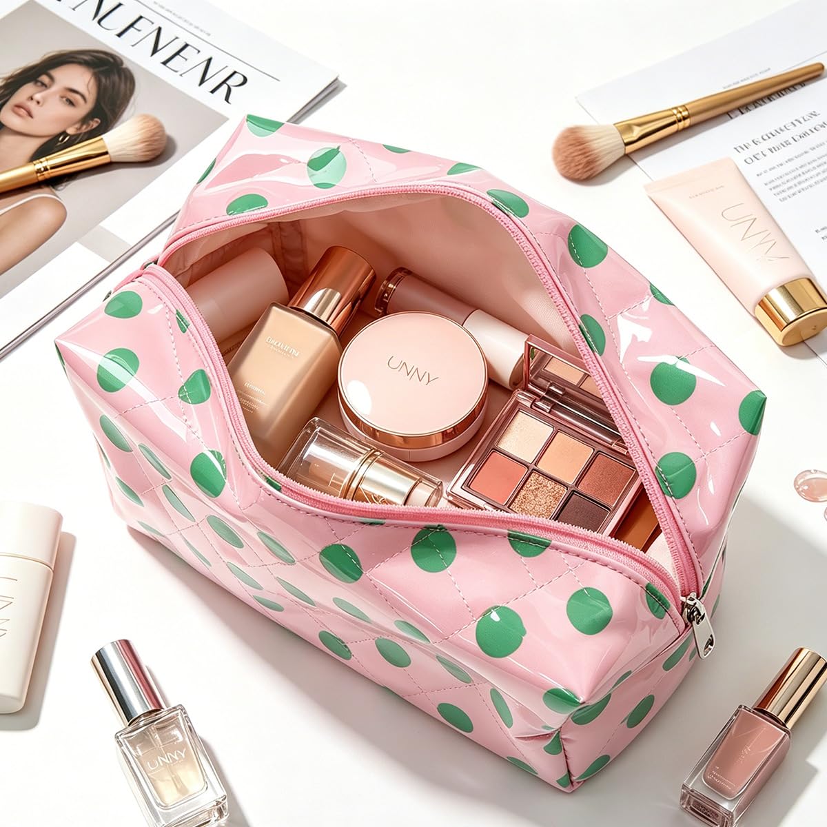 JQWYGB Small Polka Dots Cosmetic Bags Women’s PVC Makeup Purse Waterproof Toiletry Bag Multi-Use Cosmetic Pouch Travel Work