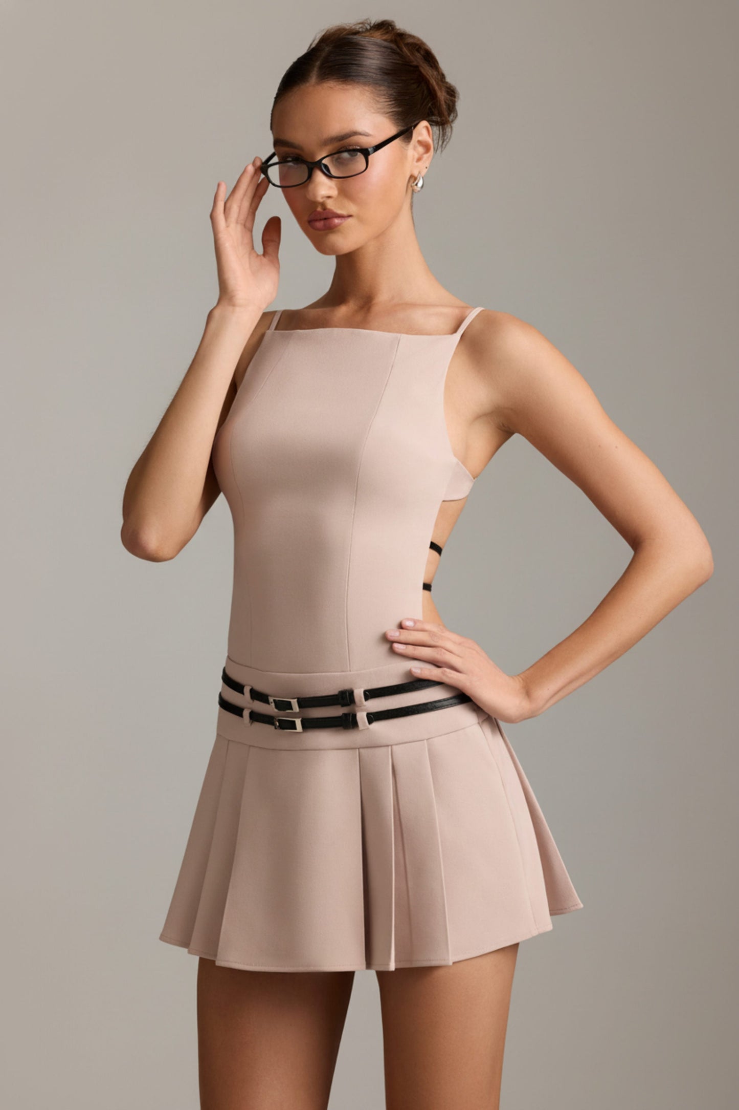Belted Backless Pleated Mini Dress in Mushroom