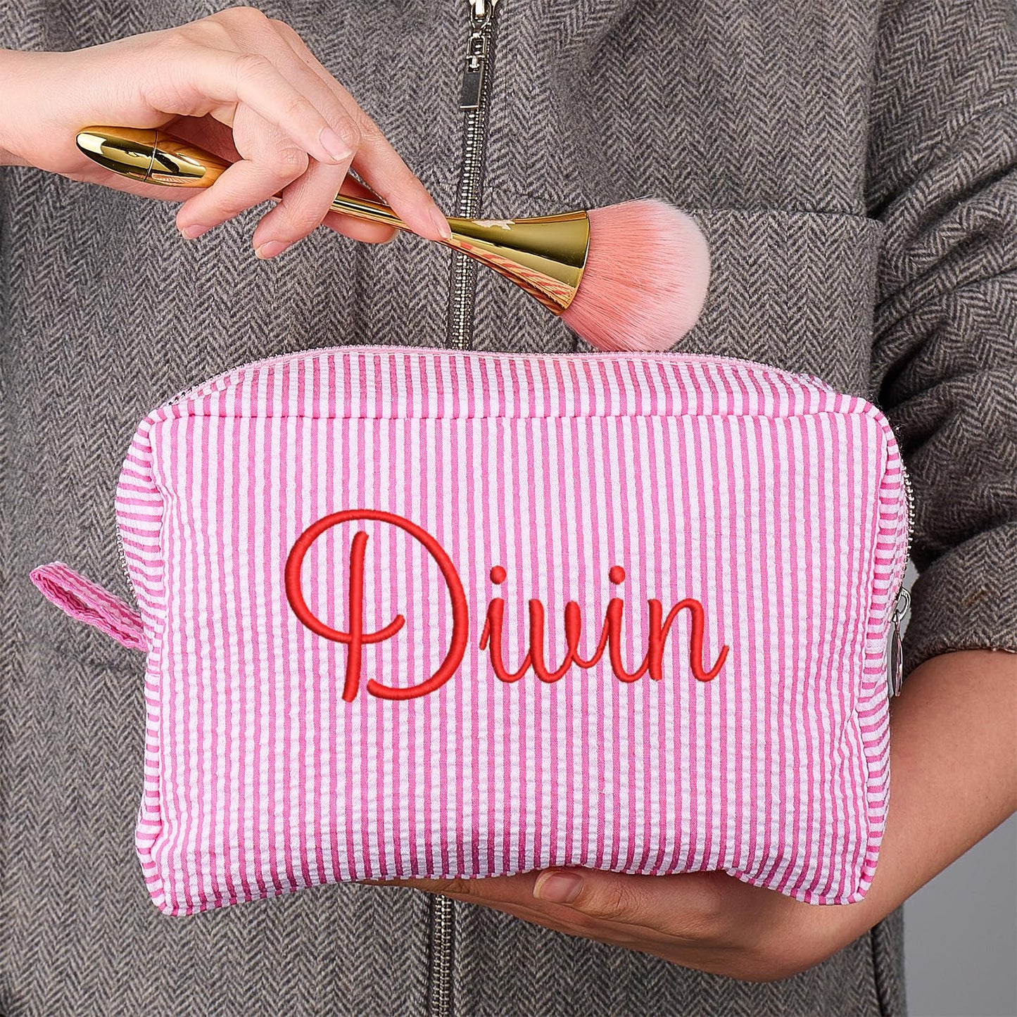 Personalized Cosmetic Bag with Name, Cute Custom Makeup Bags for Women Girls Seersucker Bridesmaid Travel Bag, Organizer Storage Pouch, Cute Pattern, Available to Match Travel Bags