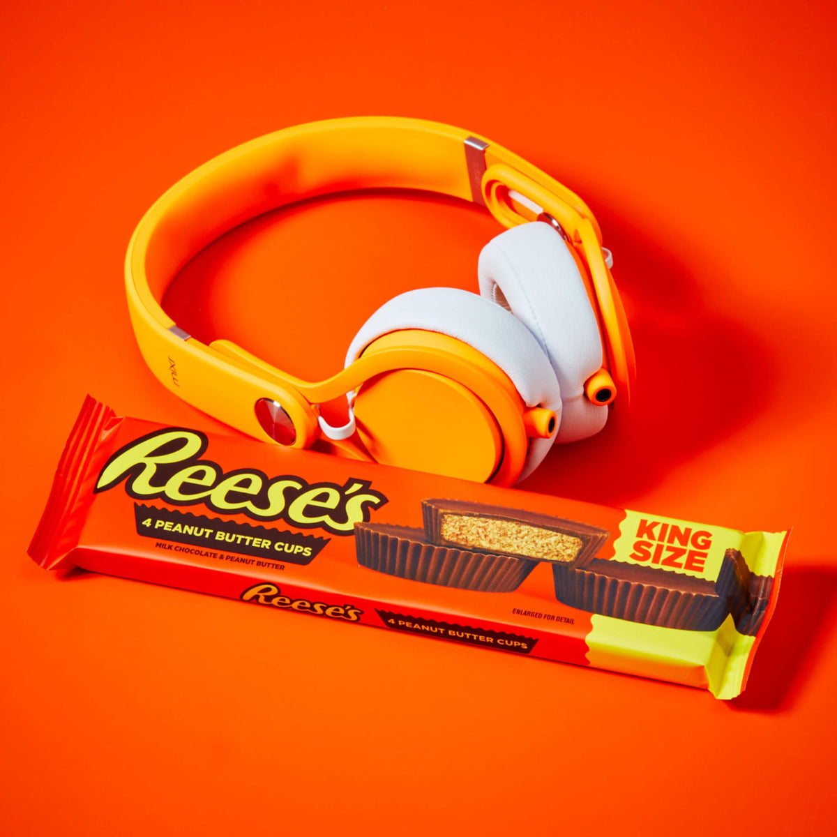 Reese's Milk Chocolate King Size Peanut Butter Cups – 24 Pack Bulk Candy Box