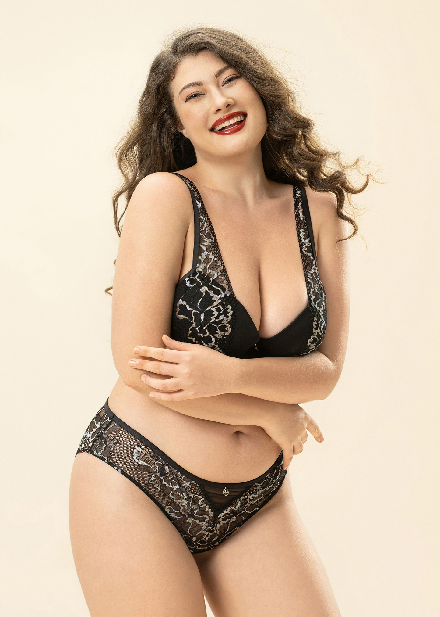 ROWAN Black Metallic Lace Plus Bra & Panty Set