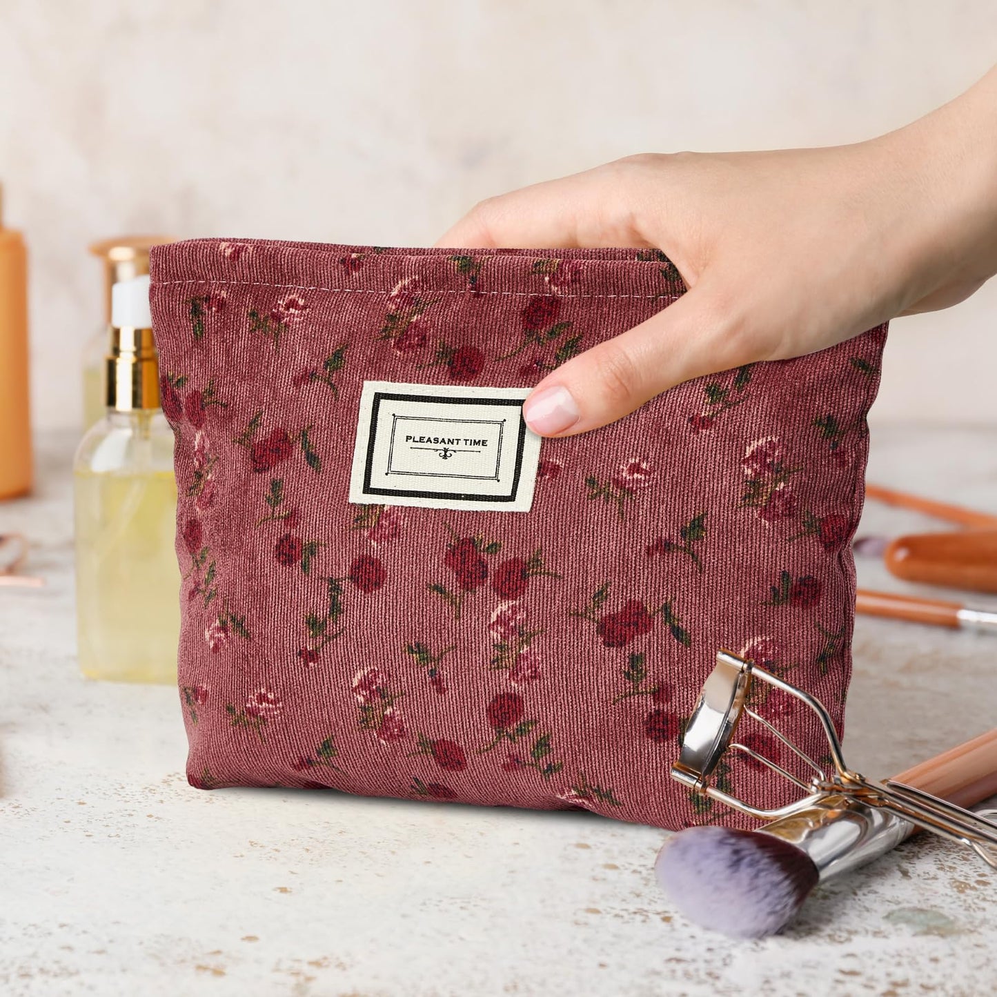 Sanwuta 4 Pcs Corduroy Cosmetic Bags Floral Makeup Bag Corduroy Cosmetic Pouch Flower Travel Toiletry Zipper Bag Large Capacity Aesthetic Purse Organizer Cute Handbags for Women, Girls Gifts, 4 Styles