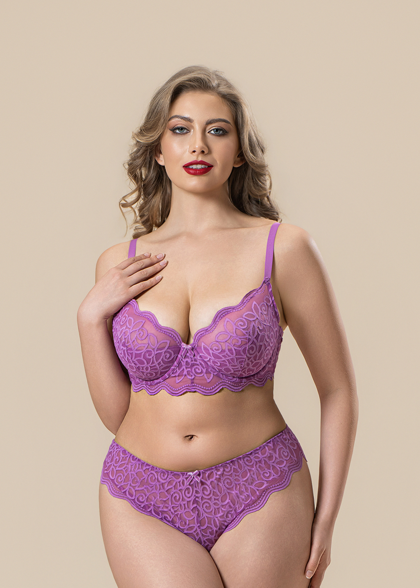 SASHA Plus Fushia Floral Lace Wired Soft Pads Bra