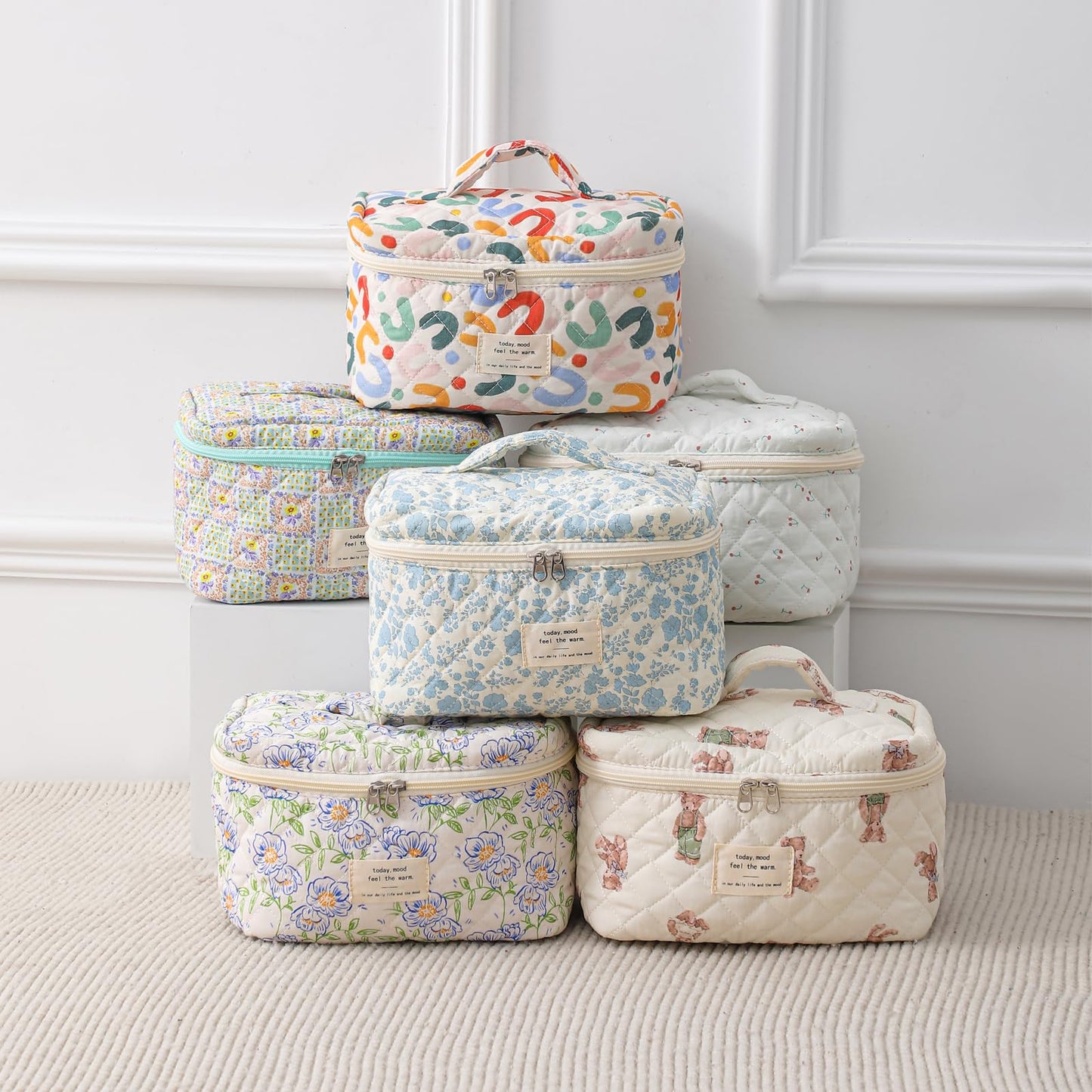 uekeboag Large Travel Quilted Makeup Bag for Women (01Lithtblue-flower)
