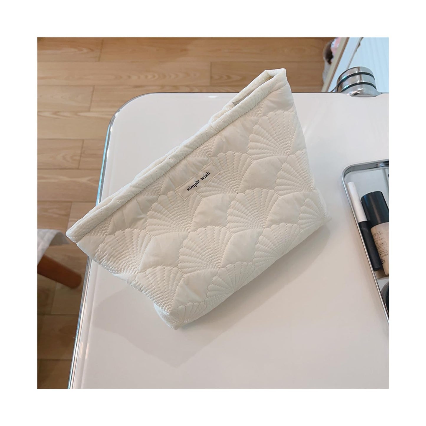 uekeboag White Shells Quilted Cotton Makeup Bag,Coquette Travel Pouch