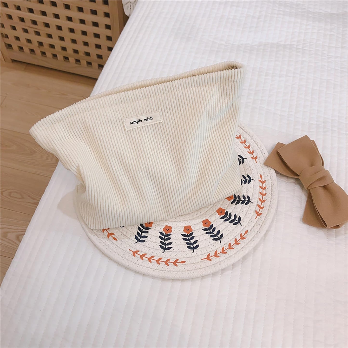 Wudygirl Makeup Bag for Women Travel Cosmetic Bag 10.5"x7.5" Beige