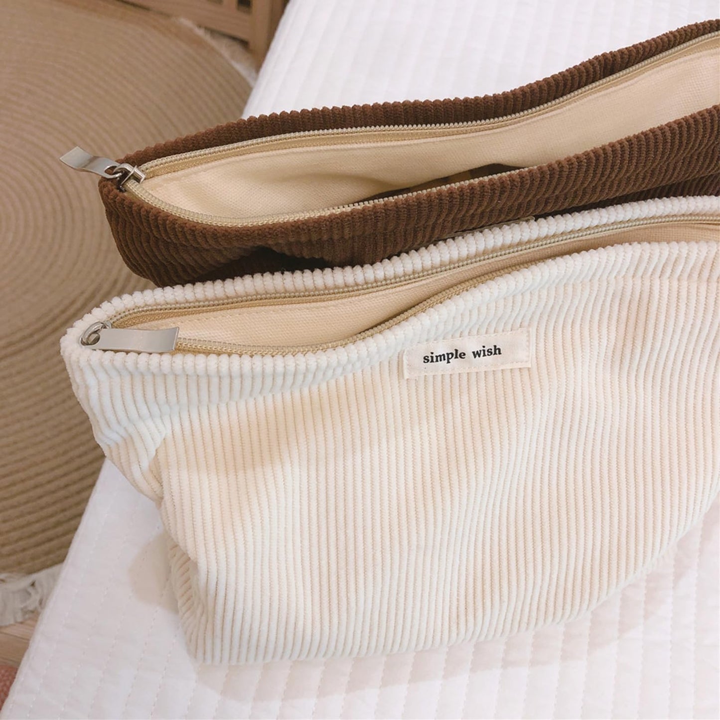 Wudygirl Makeup Bag for Women Travel Cosmetic Bag 10.5"x7.5" Beige